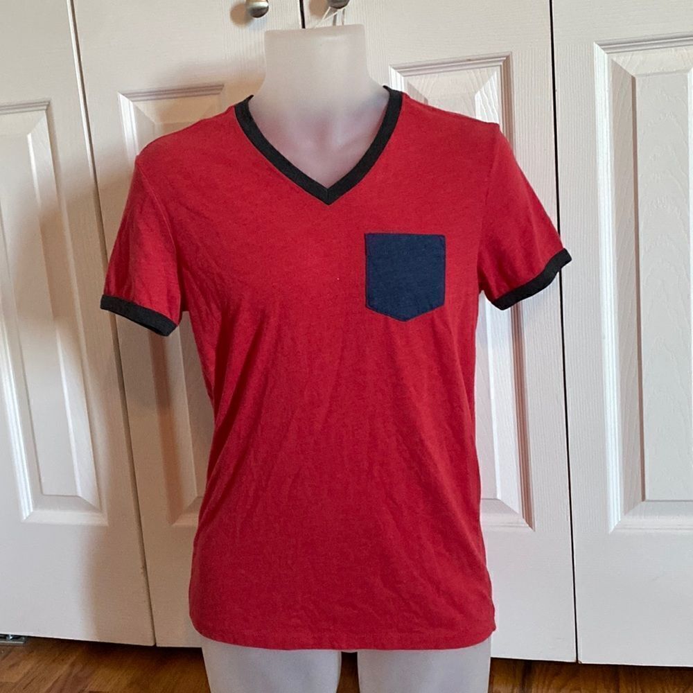 American Eagle AW Legend T Classic Fit T-shirt Tee Shirt Mens XS Red Blue